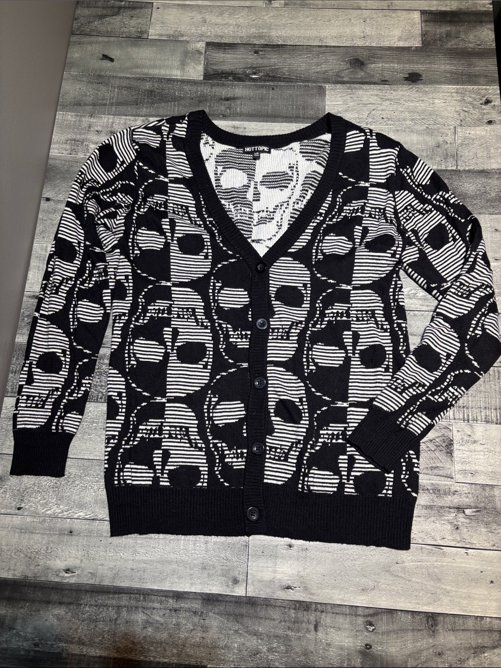 Hot Topic Black & White Skull Jacquard Cardigan